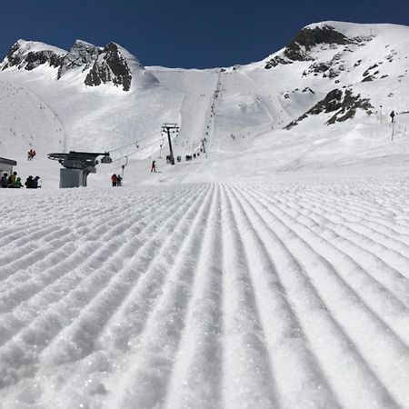 Haus Almkreek Lägenhet Kaprun Exteriör bild
