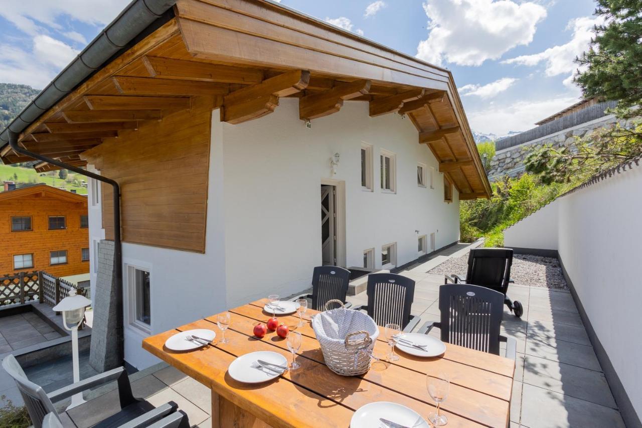 Haus Almkreek Lägenhet Kaprun Exteriör bild