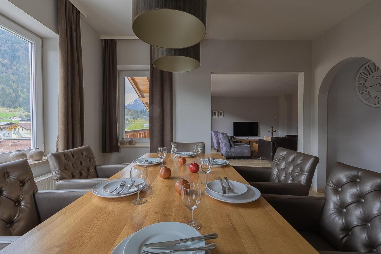 Haus Almkreek Lägenhet Kaprun Exteriör bild
