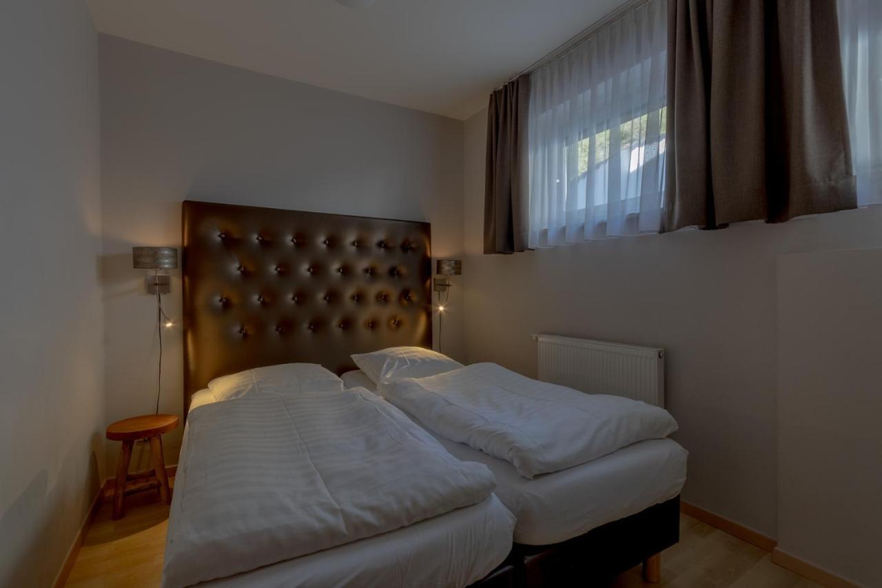 Haus Almkreek Lägenhet Kaprun Exteriör bild