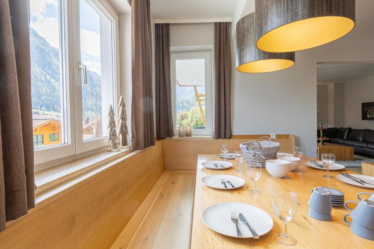 Haus Almkreek Lägenhet Kaprun Exteriör bild