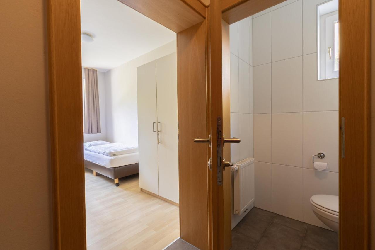 Haus Almkreek Lägenhet Kaprun Exteriör bild