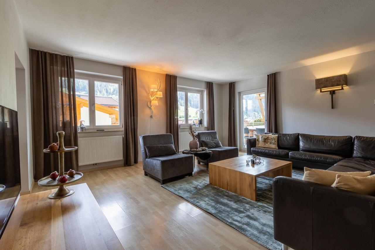 Haus Almkreek Lägenhet Kaprun Exteriör bild