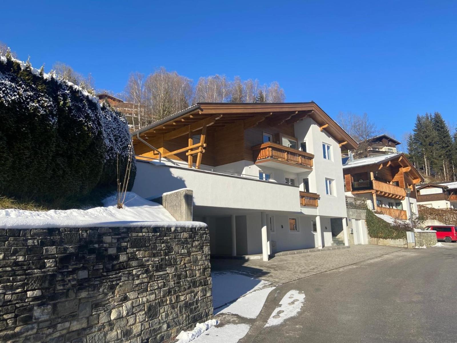 Haus Almkreek Lägenhet Kaprun Exteriör bild
