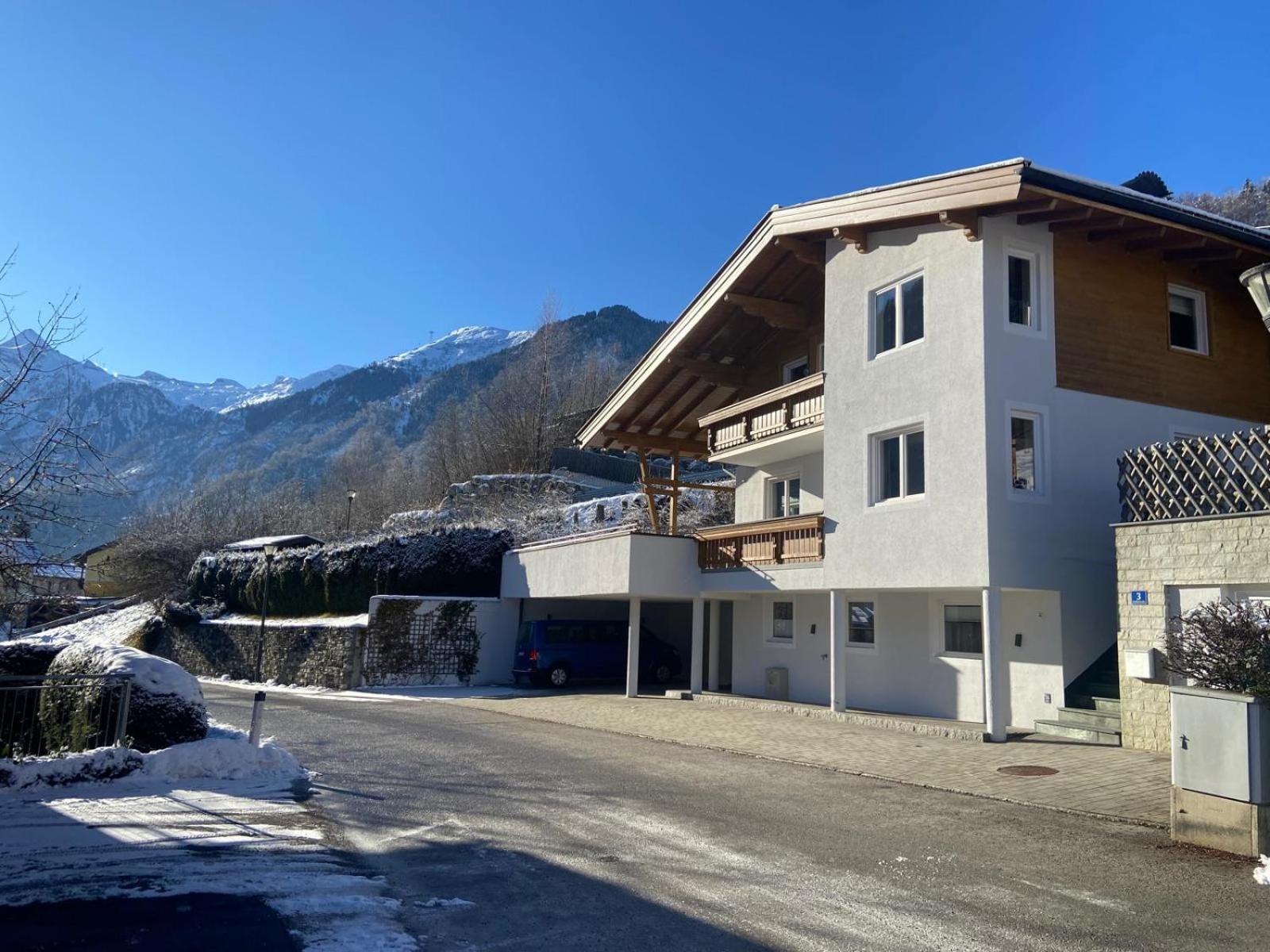 Haus Almkreek Lägenhet Kaprun Exteriör bild